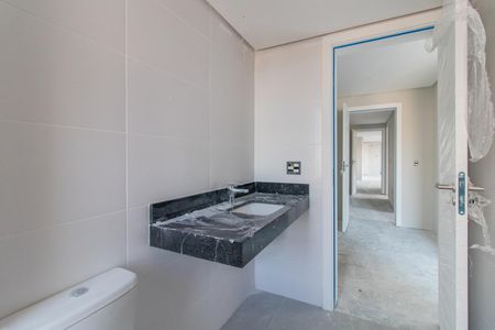 Apartamento à venda com 115m², 3 quartos e sem vagaBanheiro da Suíte