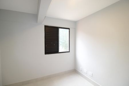 Apartamento à venda com 85m², 3 quartos e 2 vagasQuarto 2