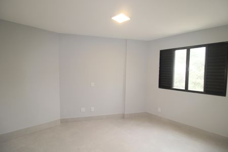 Apartamento à venda com 85m², 3 quartos e 2 vagasQuarto 3