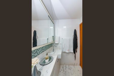 Apartamento à venda com 98m², 3 quartos e 2 vagasBanheiro da Suíte