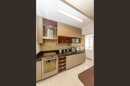 Apartamento à venda com 98m², 3 quartos e 2 vagasCozinha