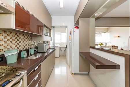 Apartamento à venda com 98m², 3 quartos e 2 vagasCozinha