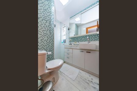 Apartamento à venda com 98m², 3 quartos e 2 vagasBanheiro da Suíte