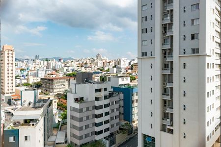 Apartamento à venda com 98m², 3 quartos e 2 vagasVaranda da Suíte