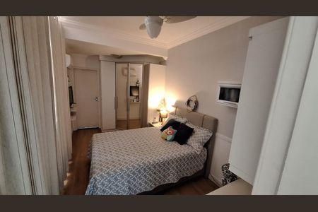 Casa de condomínio à venda com 192m², 3 quartos e 1 vagaQuarto