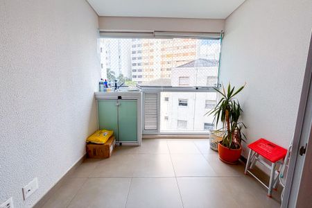 Apartamento à venda com 41m², 1 quarto e sem vaga Apartamento à venda com 41m², 1 quarto e sem vagaVaranda