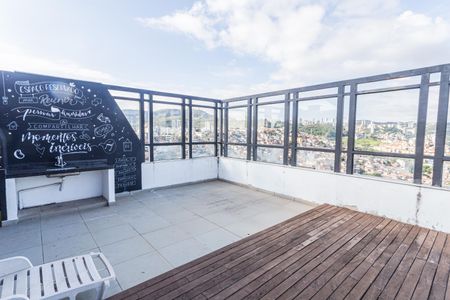 Apartamento à venda com 180m², 3 quartos e 8 vagasCobertura