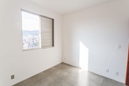Apartamento à venda com 180m², 3 quartos e 8 vagasQuarto 2