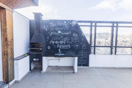 Apartamento à venda com 180m², 3 quartos e 8 vagasCobertura