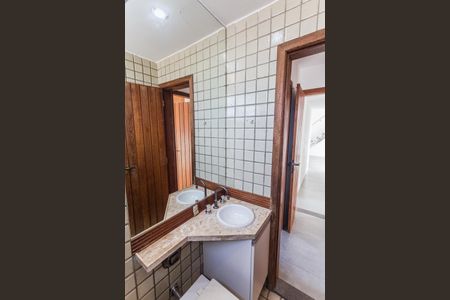 Apartamento à venda com 180m², 3 quartos e 8 vagasBanheiro Social