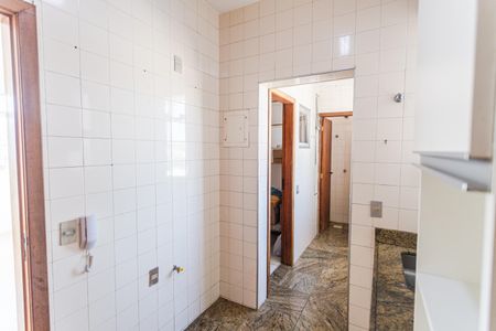 Apartamento à venda com 180m², 3 quartos e 8 vagasCozinha