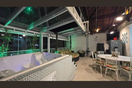 Casa de condomínio à venda com 152m², 3 quartos e 5 vagas Casa de condomínio à venda com 152m², 3 quartos e 5 vagasFoto 03