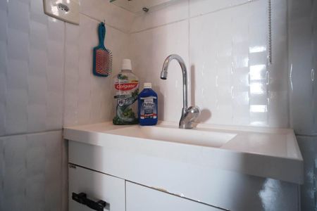 Casa de condomínio para alugar com 57m², 2 quartos e 1 vagaBanheiro