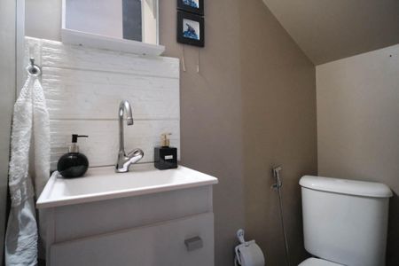 Casa de condomínio para alugar com 57m², 2 quartos e 1 vagaBanheiro 2