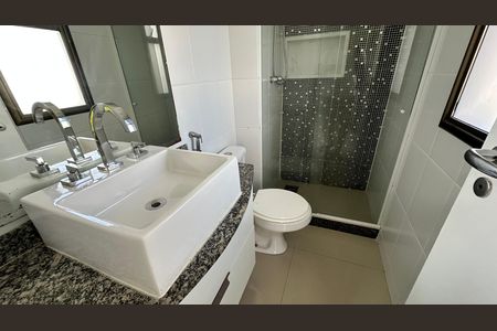 Apartamento para alugar com 90m², 3 quartos e 3 vagasBanheiro quarto 2