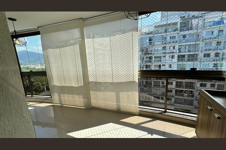 Apartamento para alugar com 90m², 3 quartos e 3 vagasVaranda