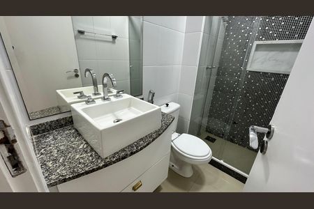 Apartamento para alugar com 90m², 3 quartos e 3 vagasBanheiro Social