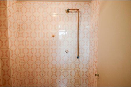 Apartamento para alugar com 65m², 2 quartos e 1 vaga Apartamento para alugar com 65m², 2 quartos e 1 vagaBanheiro de Serviço