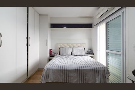 Casa à venda com 134m², 3 quartos e 4 vagasSuíte