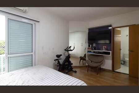 Casa à venda com 134m², 3 quartos e 4 vagasSuíte