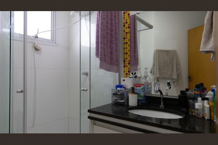 Casa à venda com 134m², 3 quartos e 4 vagasBanheiro da Suíte