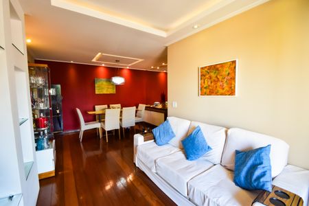 Apartamento à venda com 92m², 3 quartos e 1 vagaSala