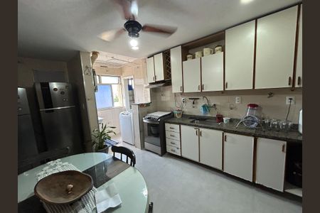 Apartamento à venda com 92m², 3 quartos e 1 vagaCozinha