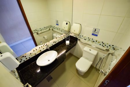 Apartamento à venda com 92m², 3 quartos e 1 vagaBanheiro do Play - Masculino