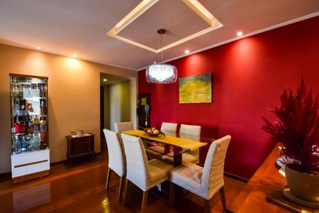 Apartamento à venda com 92m², 3 quartos e 1 vagaSala