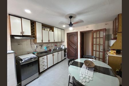 Apartamento à venda com 92m², 3 quartos e 1 vagaCozinha