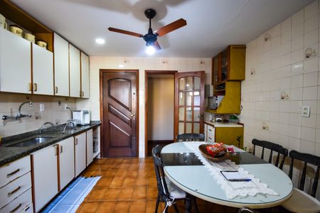 Apartamento à venda com 92m², 3 quartos e 1 vagaCozinha