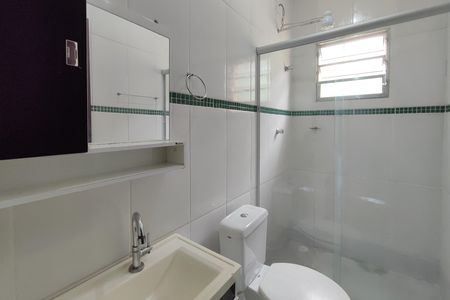 Casa para alugar com 90m², 2 quartos e 1 vaga Casa para alugar com 90m², 2 quartos e 1 vagaBanheiro Social