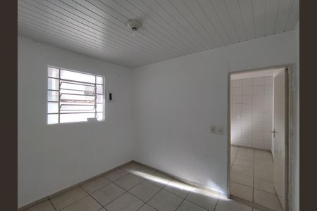 Casa para alugar com 35m², 1 quarto e sem vaga Casa para alugar com 35m², 1 quarto e sem vagaSala