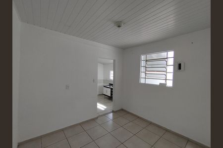 Casa para alugar com 35m², 1 quarto e sem vaga Casa para alugar com 35m², 1 quarto e sem vagaSala