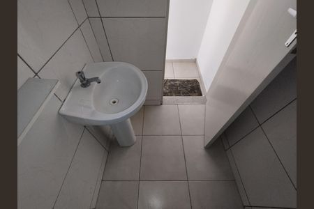 Casa para alugar com 35m², 1 quarto e sem vaga Casa para alugar com 35m², 1 quarto e sem vagaBanheiro