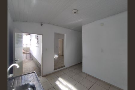 Casa para alugar com 35m², 1 quarto e sem vaga Casa para alugar com 35m², 1 quarto e sem vagaCozinha