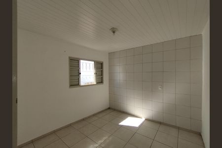 Casa para alugar com 35m², 1 quarto e sem vaga Casa para alugar com 35m², 1 quarto e sem vagaQuarto