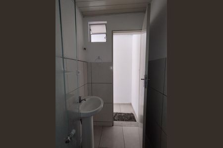 Casa para alugar com 35m², 1 quarto e sem vaga Casa para alugar com 35m², 1 quarto e sem vagaBanheiro