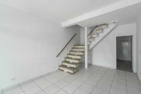Casa à venda com 230m², 5 quartos e 1 vagaSala