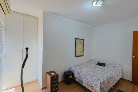 Apartamento à venda com 167m², 4 quartos e 3 vagasQuarto 4