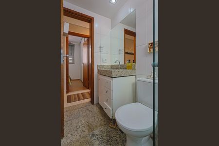 Apartamento à venda com 167m², 4 quartos e 3 vagasBanheiro