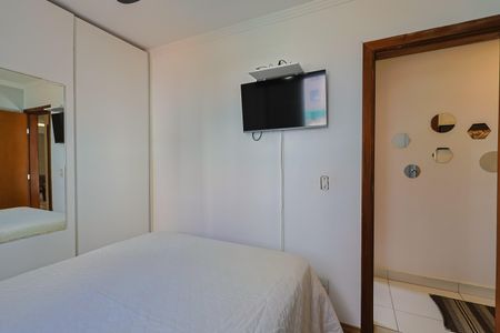 Apartamento à venda com 167m², 4 quartos e 3 vagasQuarto 2