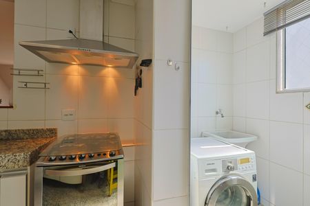 Apartamento à venda com 167m², 4 quartos e 3 vagasCozinha e Área de Serviço