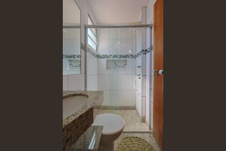 Apartamento à venda com 167m², 4 quartos e 3 vagasBanheiro 2