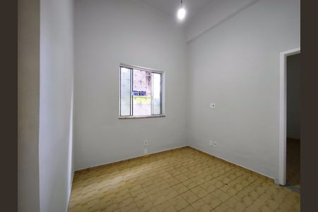 Casa para alugar com 75m², 2 quartos e 1 vaga Casa para alugar com 75m², 2 quartos e 1 vagaSala