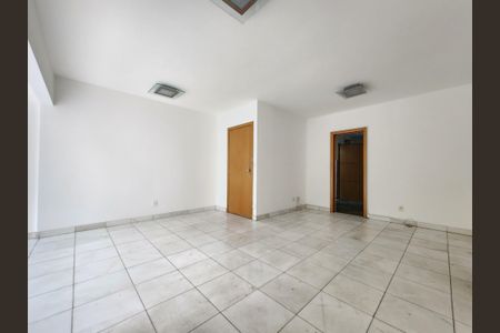 Apartamento à venda com 157m², 4 quartos e 2 vagasSala