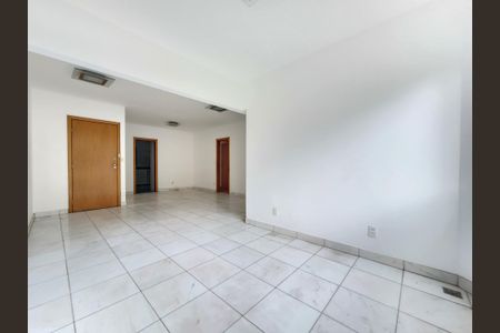Apartamento à venda com 157m², 4 quartos e 2 vagasSala