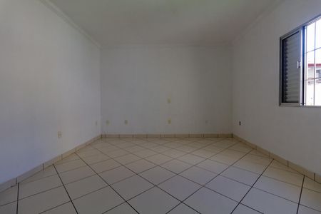 Casa à venda com 373m², 3 quartos e 8 vagas Casa à venda com 373m², 3 quartos e 8 vagasQuarto 2