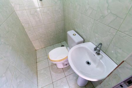 Casa à venda com 373m², 3 quartos e 8 vagas Casa à venda com 373m², 3 quartos e 8 vagasLavabo 2