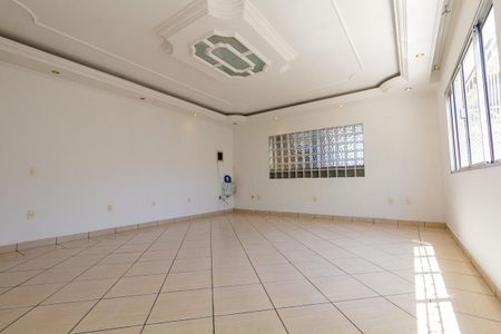 Sala de casa para alugar com 3 quartos, 373m² em Vila Ré, São Paulo